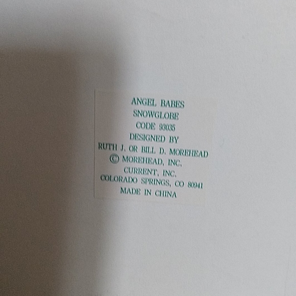 Angel Babes snow globe - Picture 3 of 4